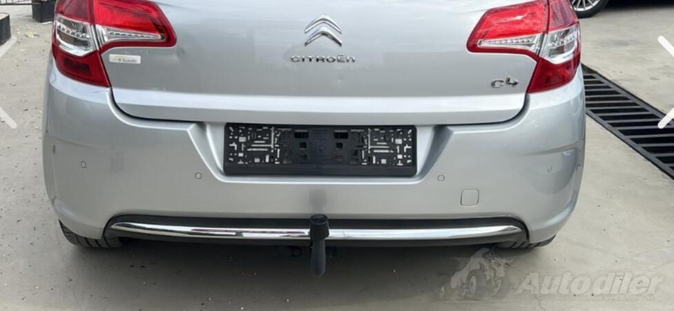 Tow hook Citroen