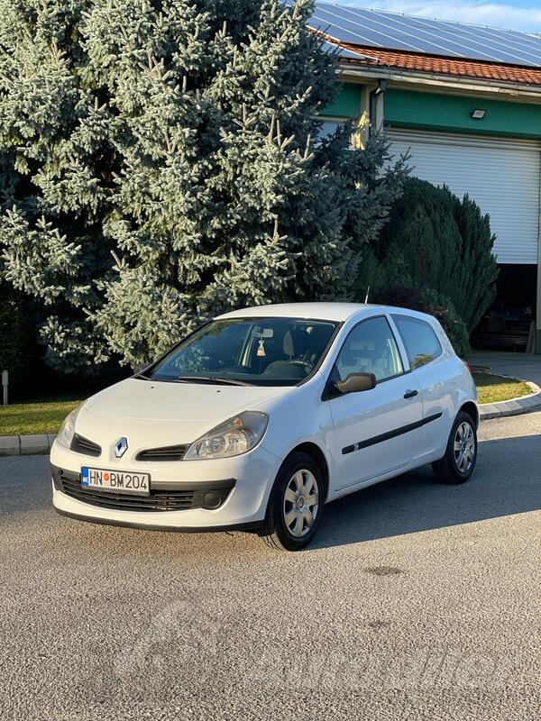 Renault - Clio - 1.5 Dci