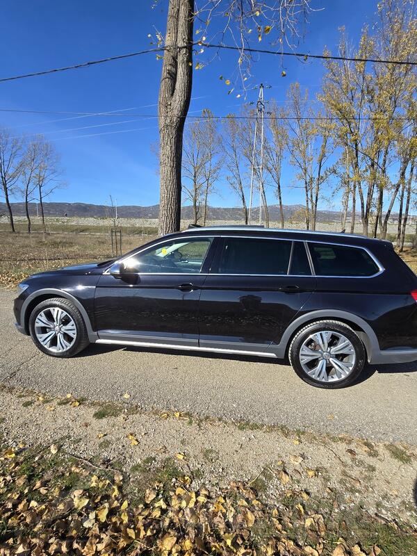 Volkswagen - Passat Alltrack - pasat  8  altrak 2.0 4 motion