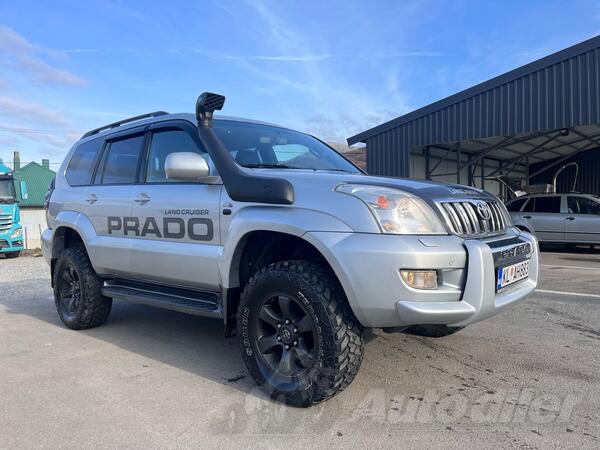 Toyota - Land Cruiser - Prado