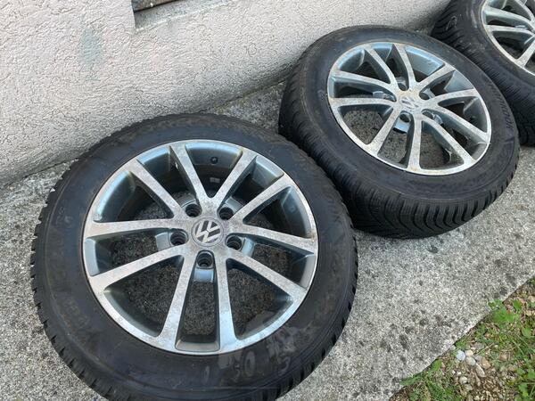 Fabričke rims and Hankook tires