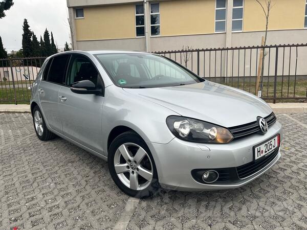 Volkswagen - Golf 6 - STYLE 1.6 TDI 77kw