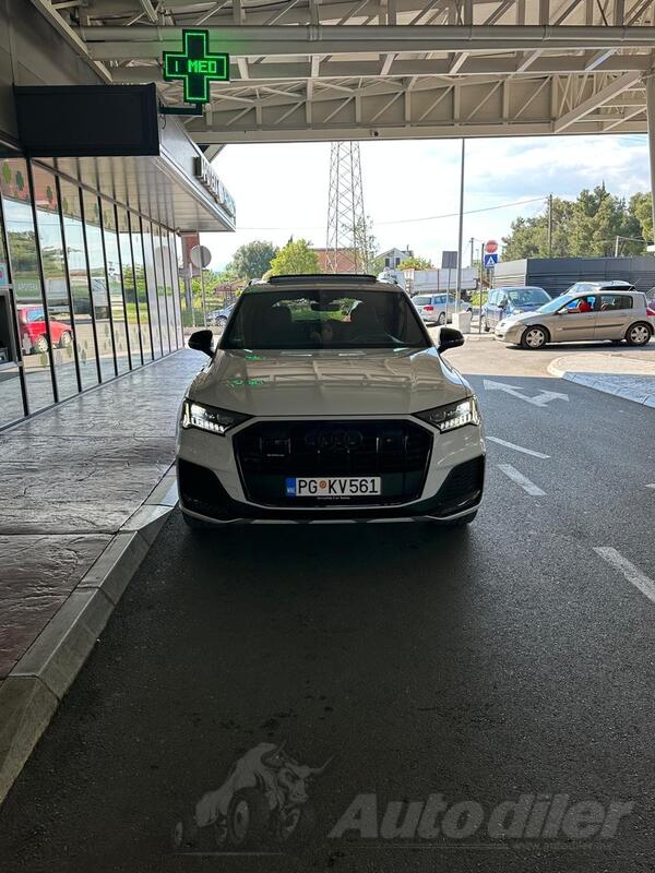 Audi - Q7 - 5.0 3xS line