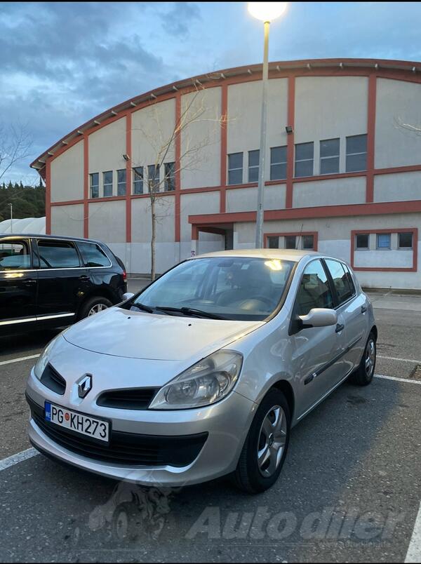 Renault - Clio - 1.5 DCI