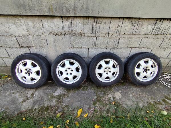 Fabričke rims and unirojal 20 to godiste tires