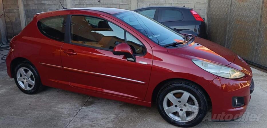 Peugeot - 207 - 1.4 hdi