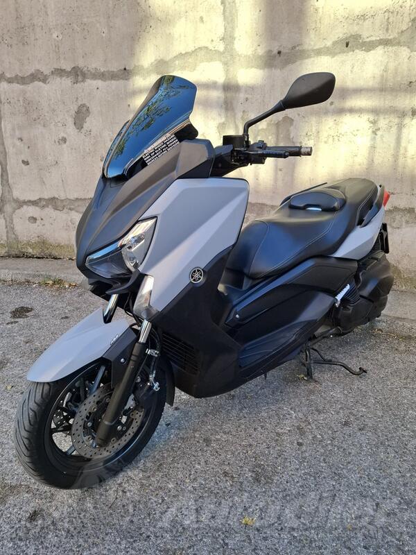 Yamaha - X MAX