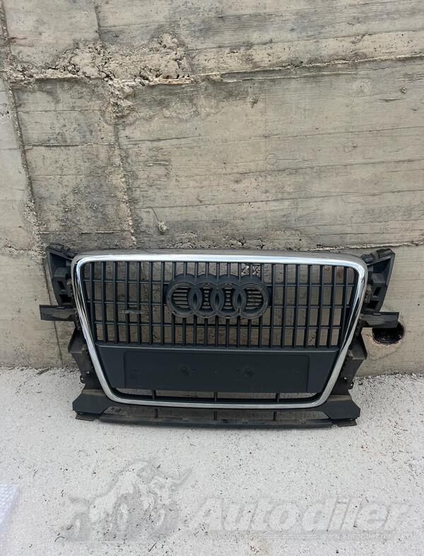 Grille for Q5 - year 2008