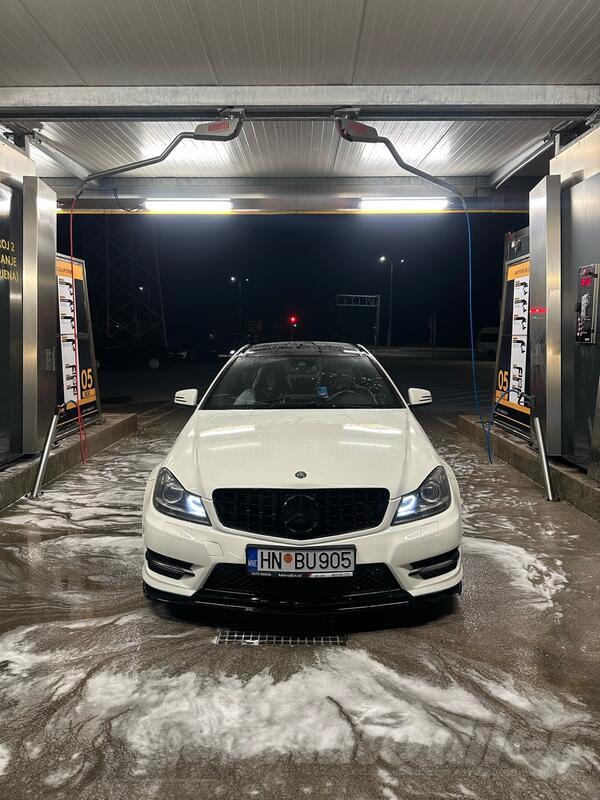 Mercedes Benz - C 220 - C220 cdi