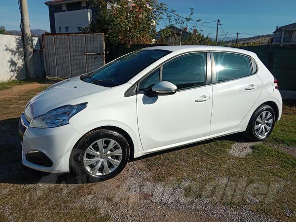 Peugeot - 208 - 1.5 HDI