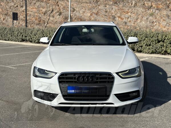 Audi - A4 - Audi A4 S-line b8.5 automatik