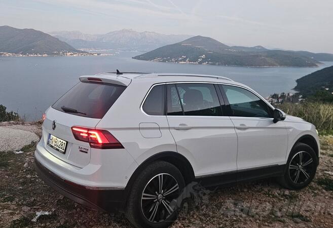 Volkswagen - Tiguan - 2.0 tdi 4motion