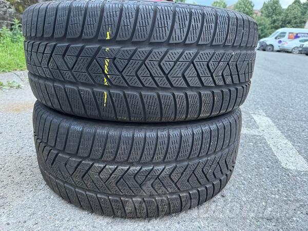 Pirelli - 255 40r21 - Winter guma