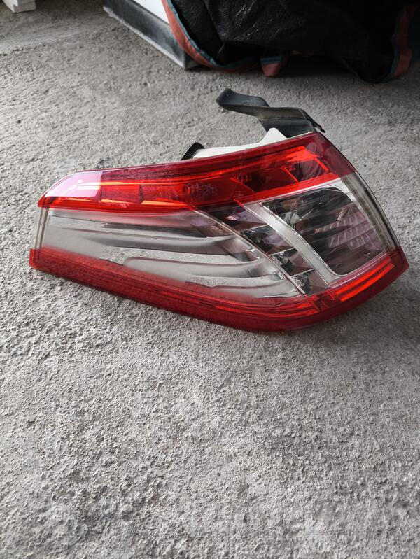 Both brake lights for Peugeot - 508    - 2014