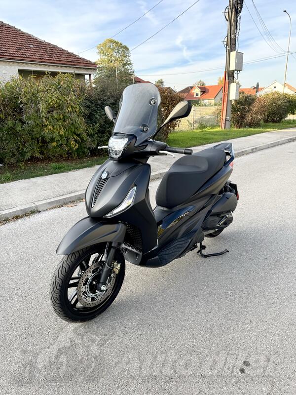 Piaggio - Beverly