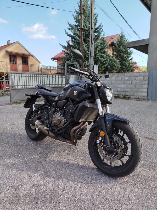 Yamaha - mt07