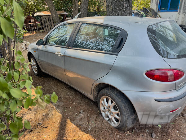 Alfa Romeo - 147 - 1.9 JTD