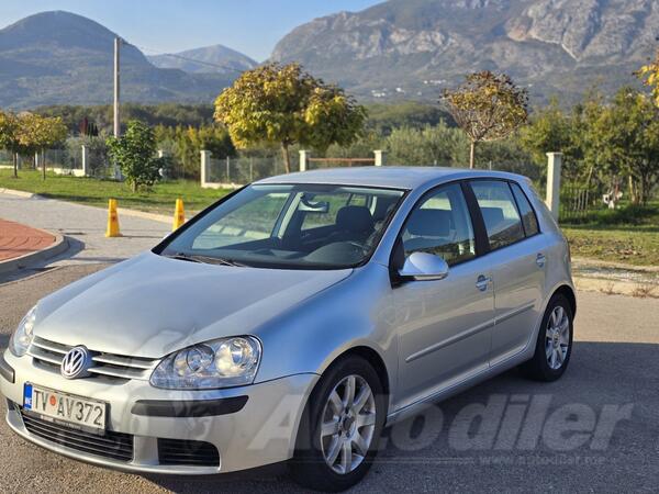 Volkswagen - Golf 5 - TDI