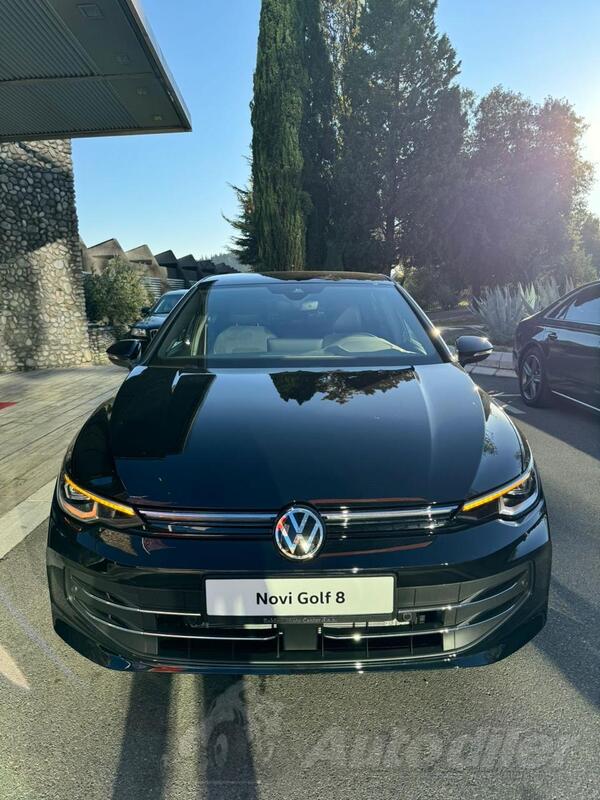 Volkswagen - Golf 8 - 8.5 Highline Edition 50