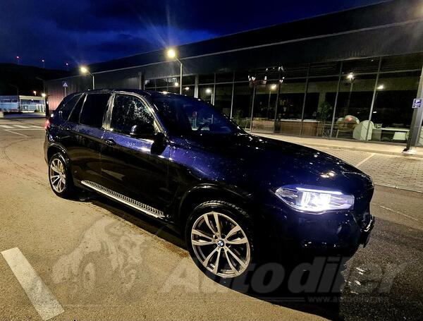 BMW - X5 - 3.0 m