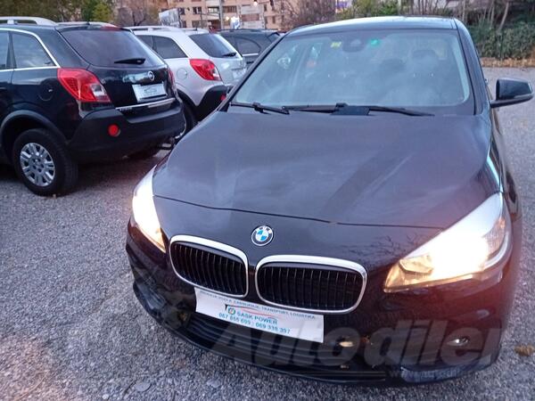 BMW - 218 - 218 D