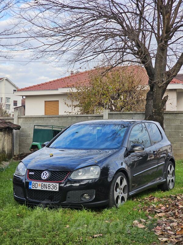 Volkswagen - Golf 5