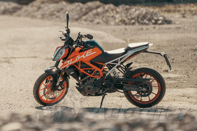 KTM - DUKE  390