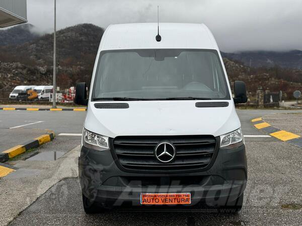 Mercedes Benz - Sprinter