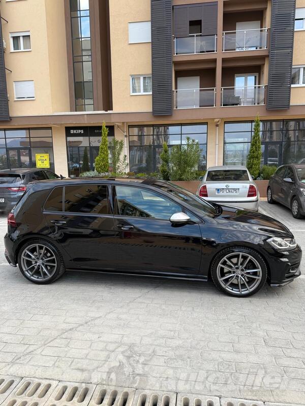 Volkswagen - Golf 7.5 - R