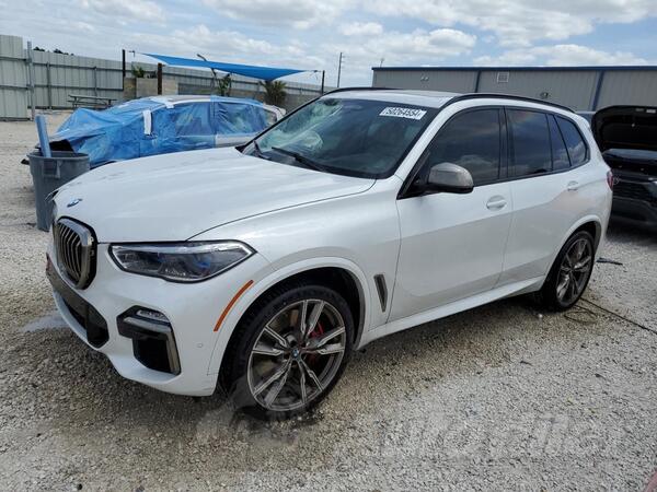 U djelovima BMW - X5 M50 5.0 i