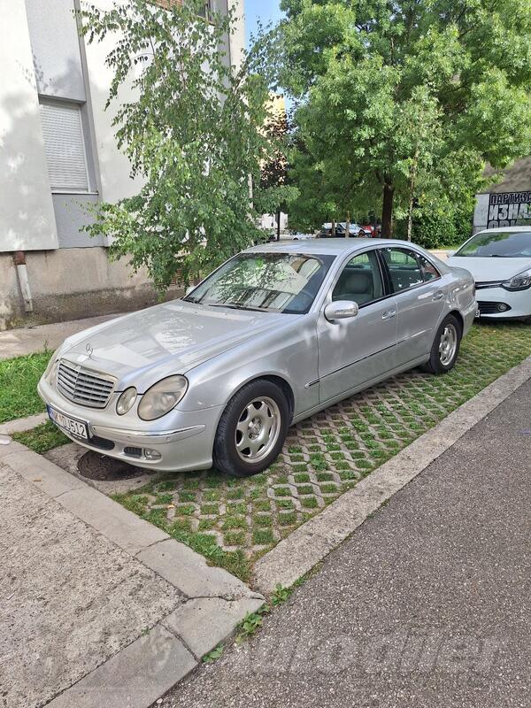 Mercedes Benz - E 200 - 200.cdi