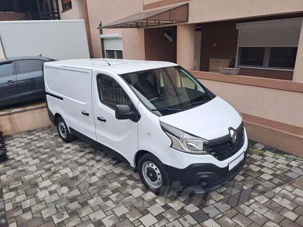 Renault - Trafik 2015