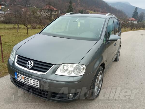 Volkswagen - Touran - 2.0 TDI