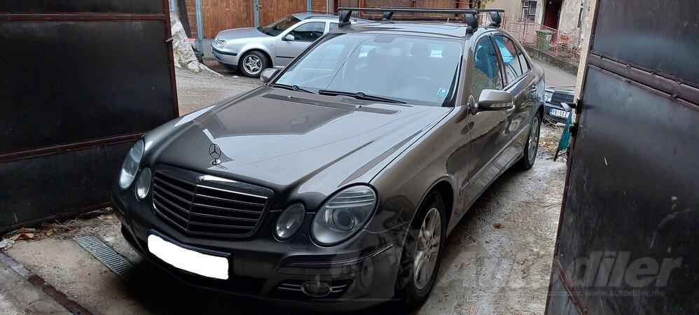Mercedes Benz - E 220 - Avantgarde