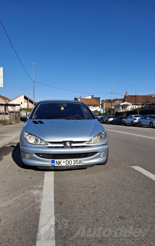 Peugeot - 206 - 2.0