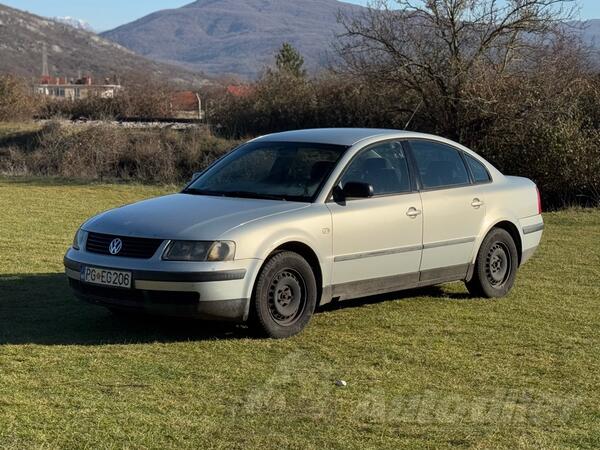 Volkswagen - Passat - 1.9 tdi