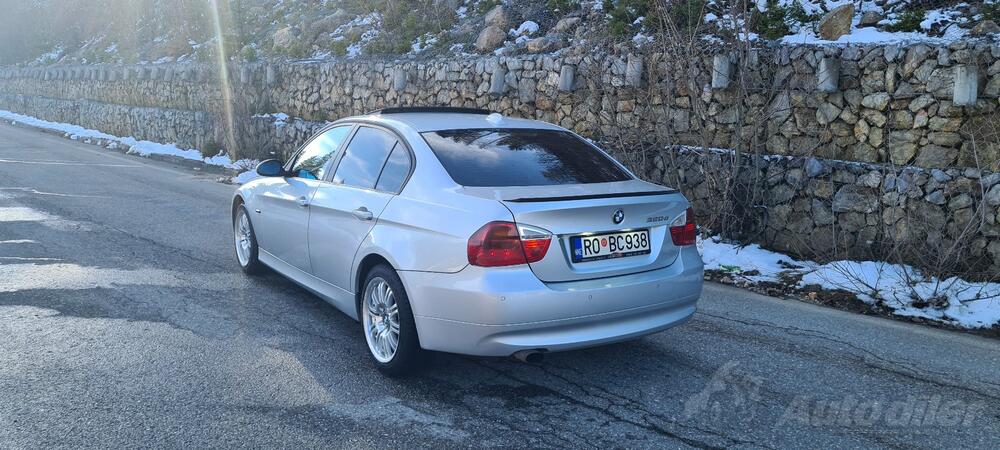 BMW - 320 - 2.0 E90