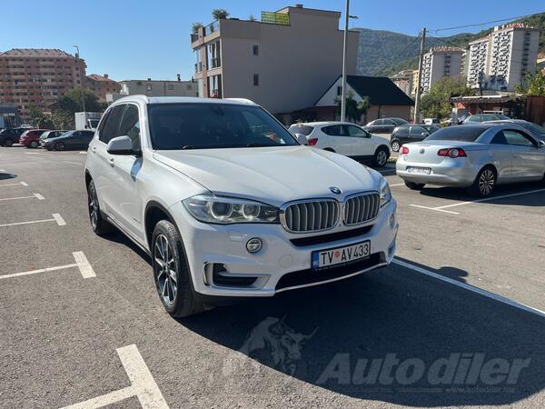 BMW - X5 - 2.5 x drive