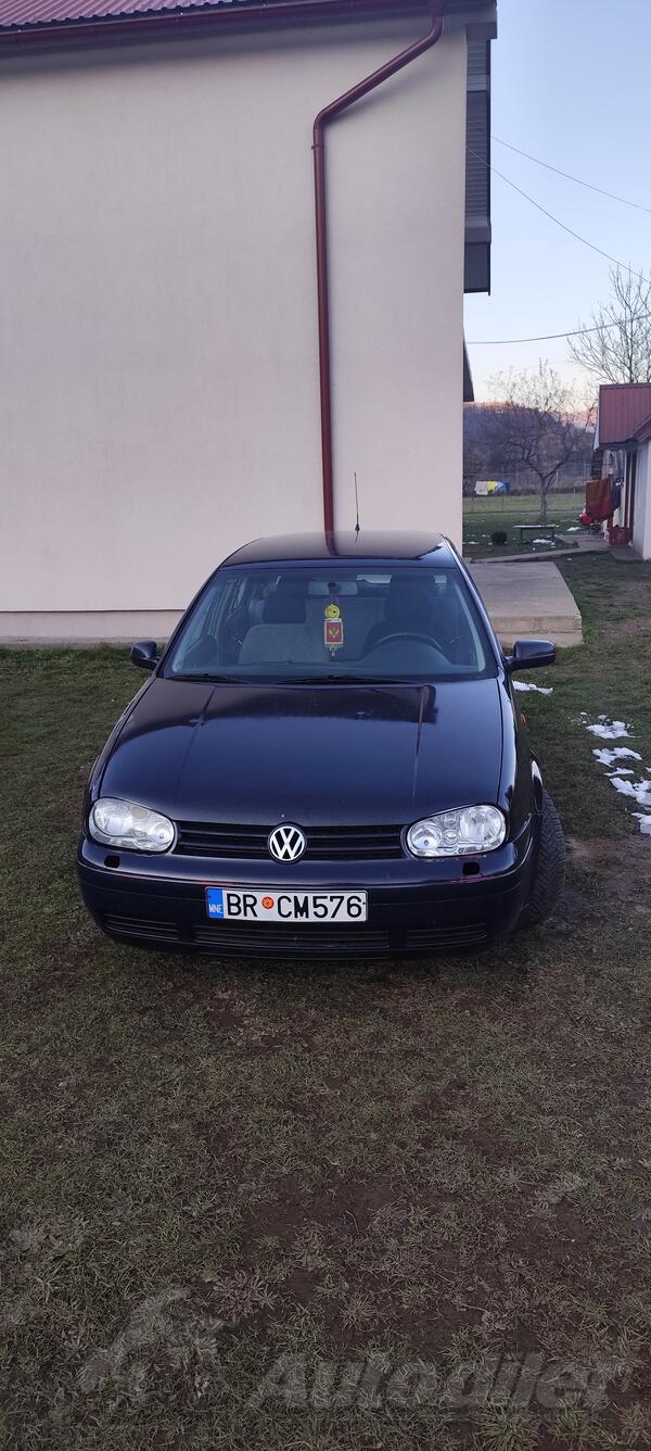 Volkswagen - Golf 4 - 1.9