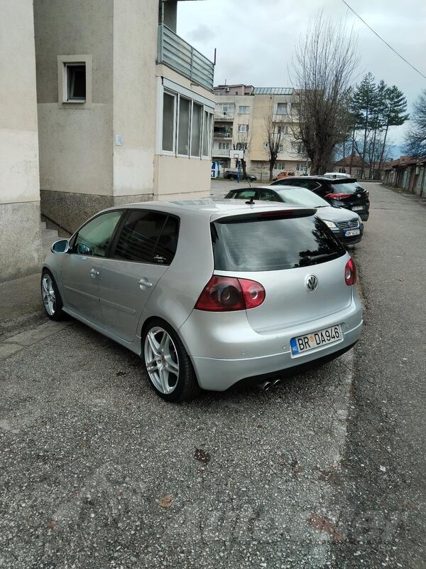 Volkswagen - Golf 5 - 2.0.