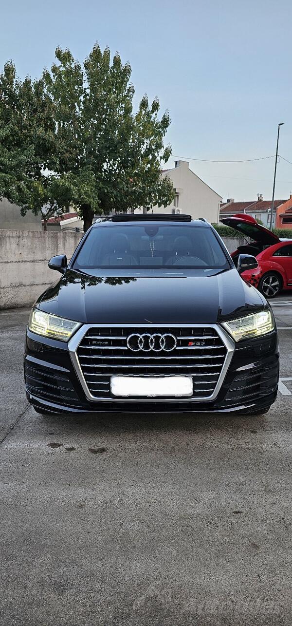Audi - Q7 - *S line QUATTRO*
