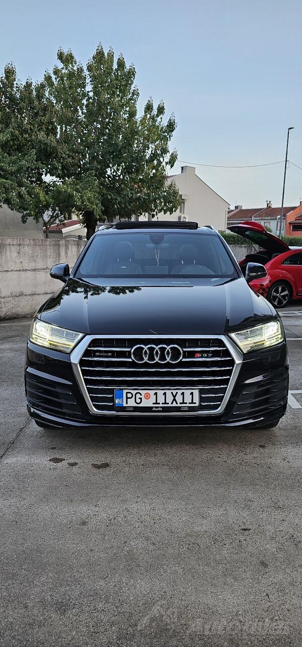 Audi - Q7