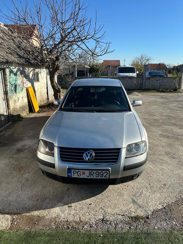 Volkswagen - Passat - 1.9