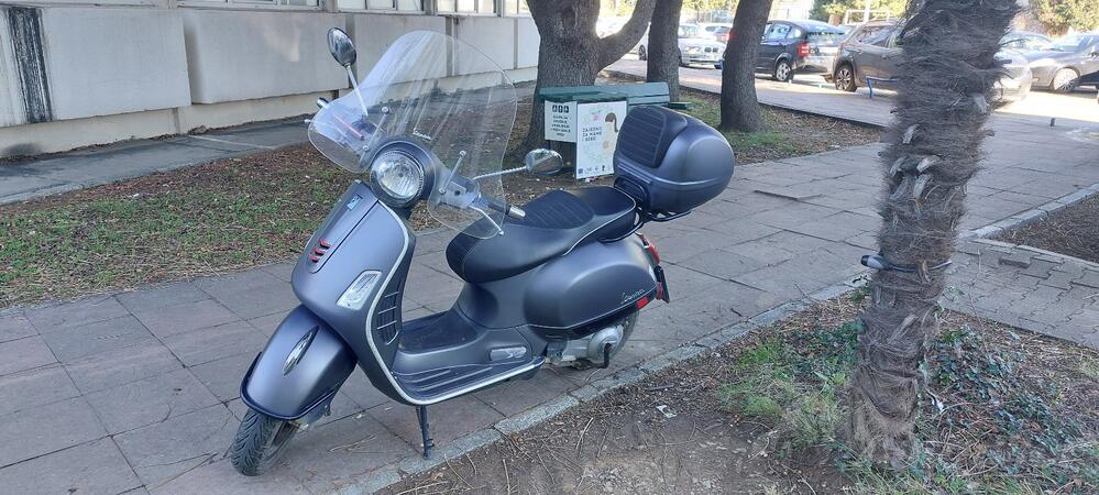 Vespa - GTS 300 SUPER SPORT