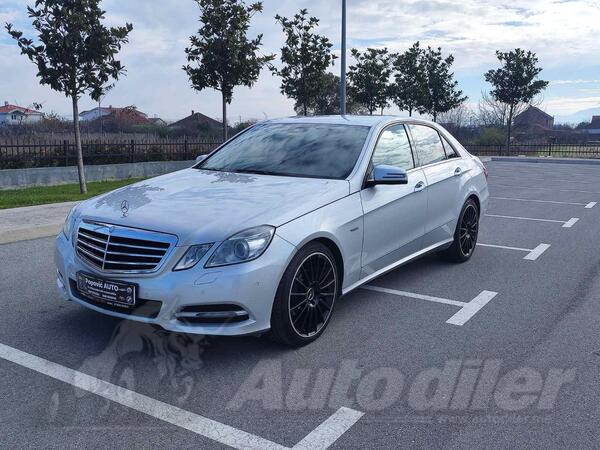 Mercedes Benz - E 220 - cdi