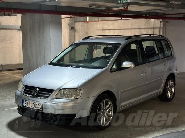 Volkswagen - Touran - 2.0 tdi