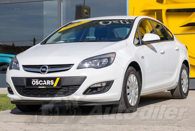 Opel - Astra - ENJOY 1.6