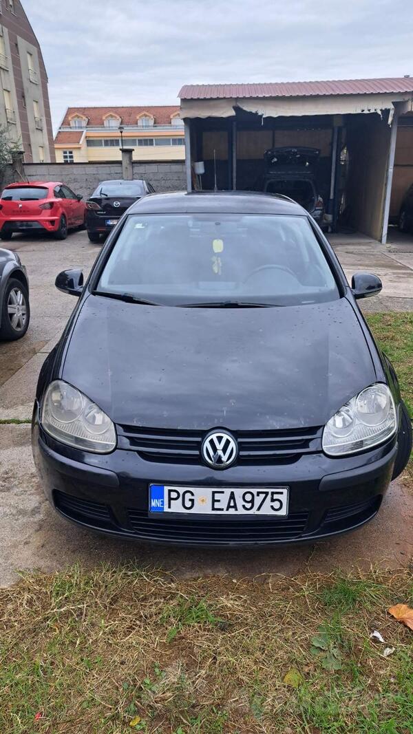 Volkswagen - Golf 5 - 1.9 TDI