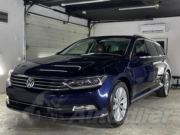 Volkswagen - Passat - 8 HIGHLINE