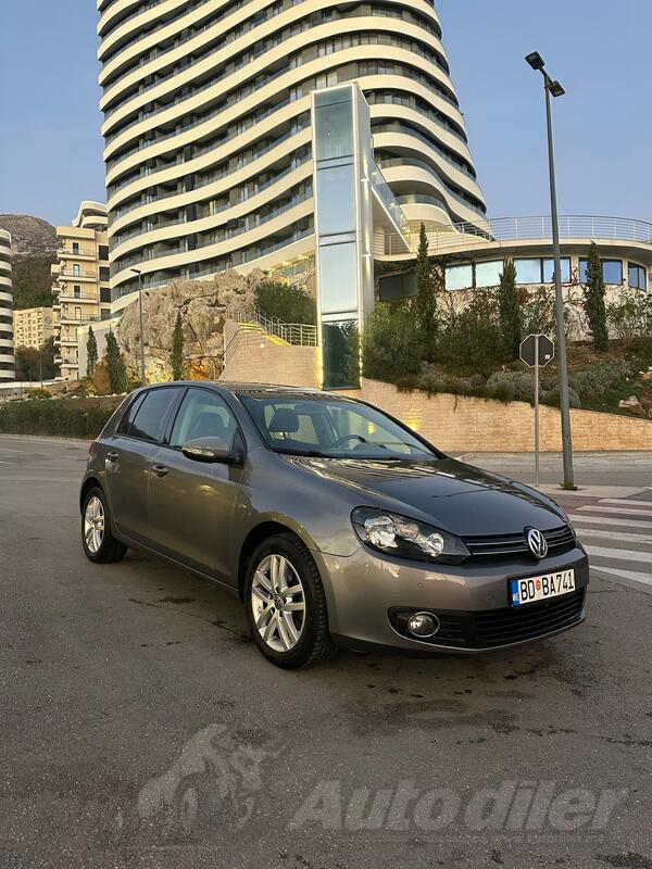 Volkswagen - Golf 6 - 1.6 TDI DSG